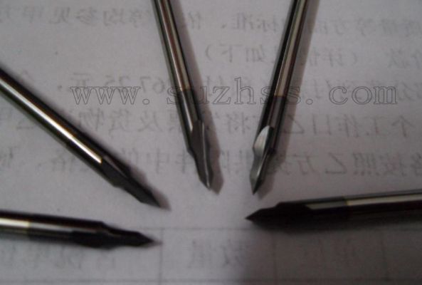 小直径双头中心钻头加工